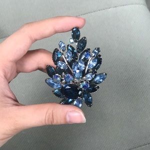 Beautiful blue vintage broach